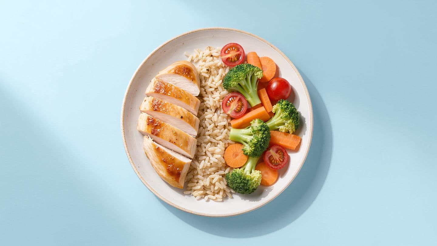 Everyday Health image accompanying “What to Eat While Taking a GLP-1 for Type 2 Diabetes.”