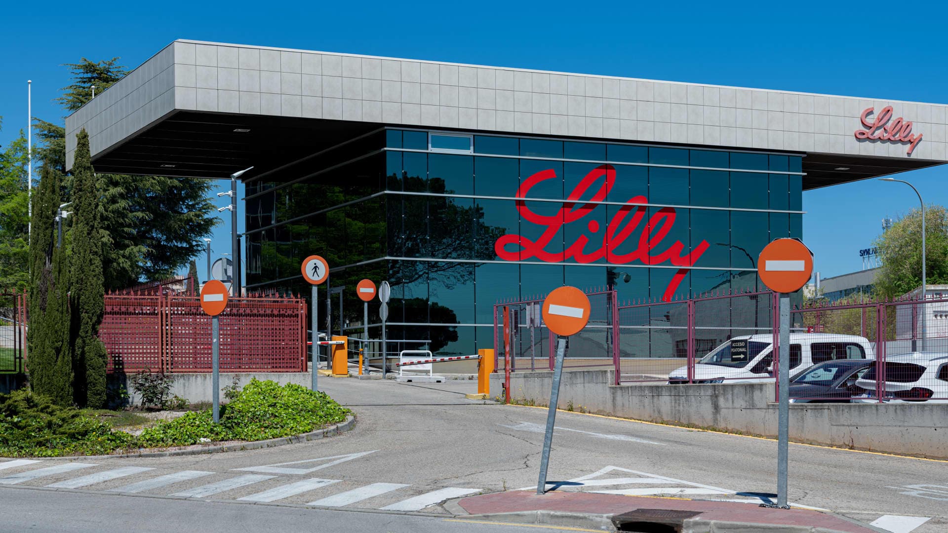 Exterior view of an Eli Lilly facility used for business coverage of obesity-drug growth.